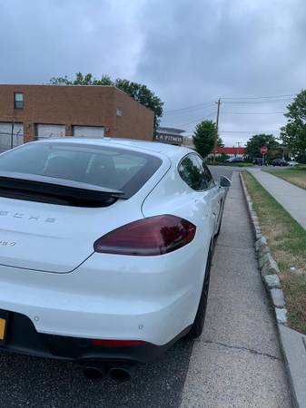 Beautiful Porsche Panamera 4 - cars & trucks - by owner - vehicle... for sale in New Hyde Park, NY – photo 4