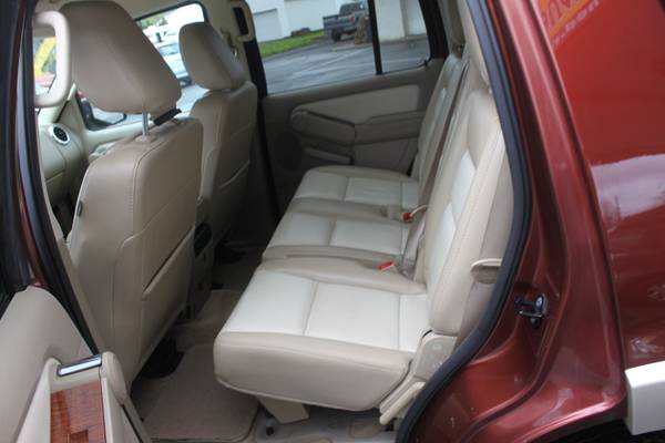 2009 Ford Explorer Eddie Bauer NO RUST - - by dealer for sale in New Castle, OH – photo 16