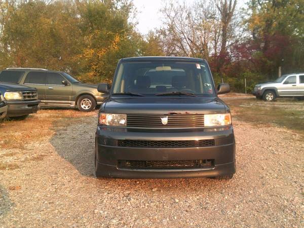 2004 SCION XB WAGON #1 SUV - cars & trucks - by dealer - vehicle... for sale in Cleves, OH – photo 2