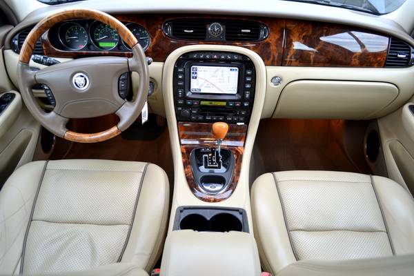 Luxurious 2008 Jaguar XJ8L Clean Carfax Loaded Runs New Clean! -... for sale in West Babylon, NY – photo 4