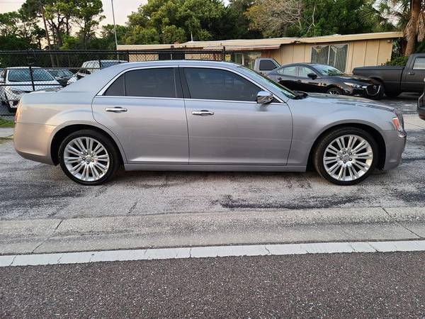 2014 Chrysler 300 C Guaranteed Credit Approval! - cars & trucks - by... for sale in SAINT PETERSBURG, FL – photo 4
