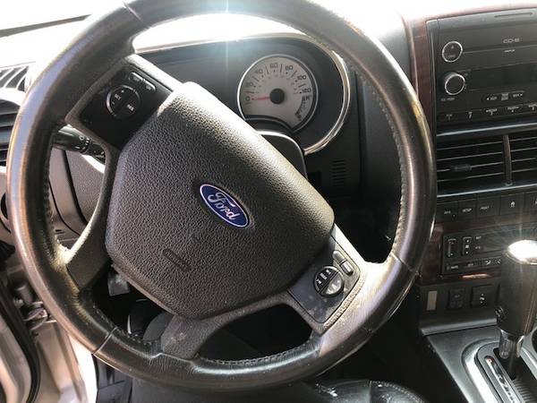 2008 FORD EXPLORER LIMITED for sale in Brooklyn, NY – photo 7