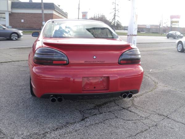 2002 PONTIAC GRAND PRIX - cars & trucks - by dealer - vehicle... for sale in Fairborn, OH – photo 5