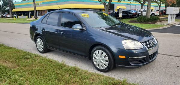2012 VOLKSWAGEN JETTA ! CLEAN TITLE! ONLY 91 000 MILES - cars & for sale in Fort Lauderdale, FL – photo 4