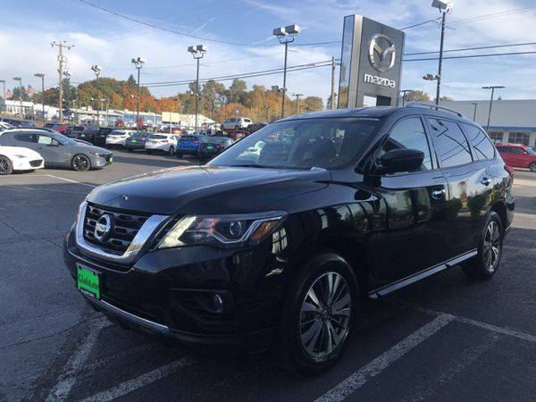 2017 Nissan Pathfinder SV ( Easy Financing Available ) for sale in Gladstone, OR – photo 15