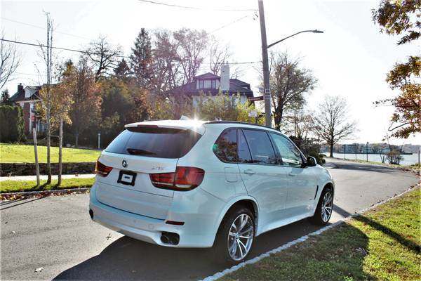 2015 BMW X5 AWD M-Pkg - cars & trucks - by dealer - vehicle... for sale in Great Neck, NY – photo 7