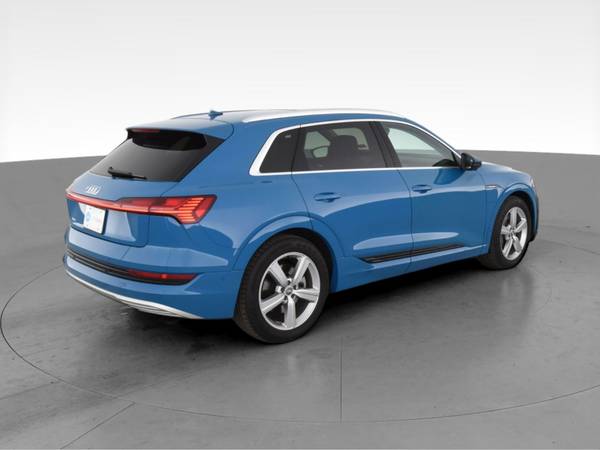 2019 Audi etron Premium Plus Sport Utility 4D suv Blue - FINANCE -... for sale in Houston, TX – photo 11