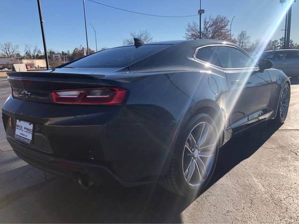 SUPER SHARP 2016 Chevy Camaro LT Only $19,988 !!! - cars & trucks -... for sale in Norman, OK – photo 4