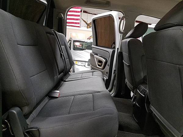 2015 Nissan Titan Crew Cab SV Pickup 4D 5 1/2 ft 4WD for sale in Sanford, FL – photo 20