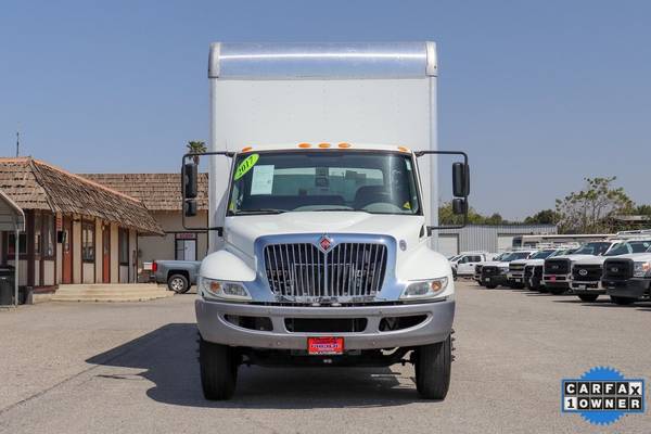 2017 International 4300 MA025 Conventional Cab Box Truck 34506 for sale in Fontana, CA – photo 2