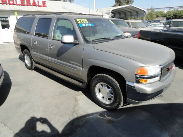 2002 GMC YUKON XL 4WD SUV - cars & trucks - by dealer - vehicle... for sale in Gridley, CA – photo 2