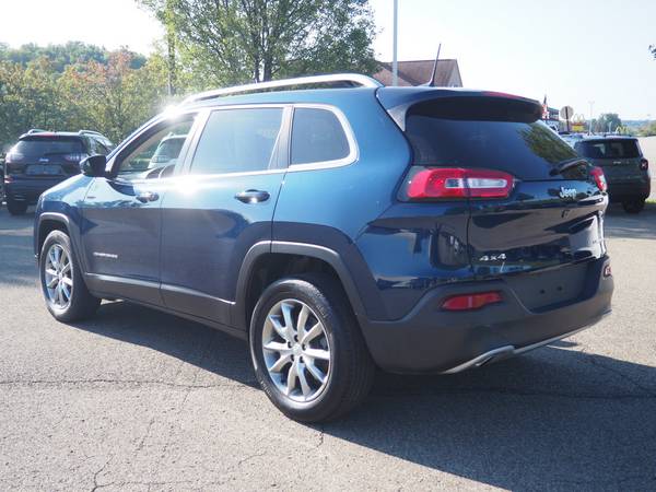2018 Jeep Cherokee Limited - cars & trucks - by dealer - vehicle... for sale in Gibsonia, PA – photo 4
