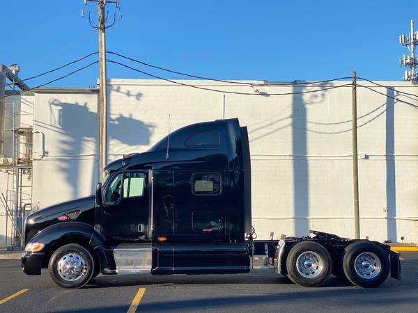 2007 Peterbilt 387 semi truck CAT C15, 13 Speed, last of the good... for sale in Fort Myers, FL – photo 11