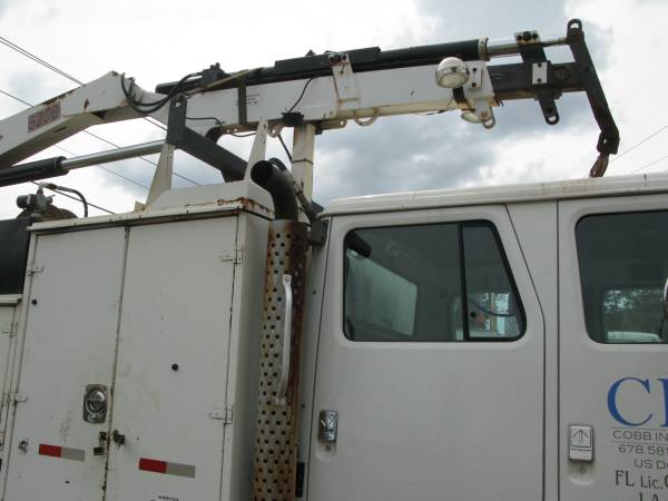 2000 International 4700 Service Truck Automatic for sale in Marietta, GA – photo 11