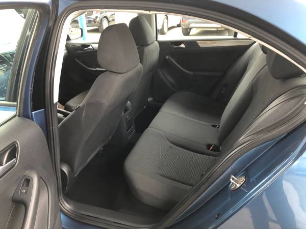 2016 Volkswagen Jetta - 50,000 Miles - 12 Month Warranty - - cars &... for sale in Toledo, OH – photo 10