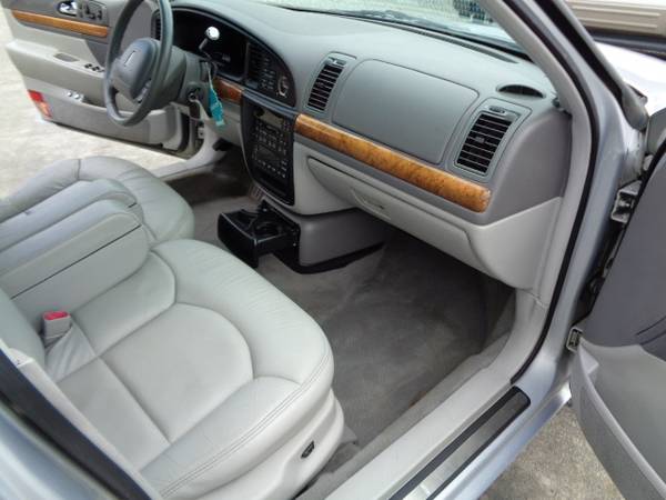 Lincoln Continental - Low Miles - Leather - Like New for sale in Gonzales, LA – photo 17