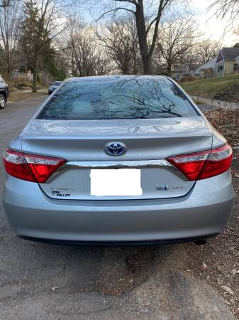 2015 Toyota Camry Hybrid XLE - cars & trucks - by owner - vehicle... for sale in Madison, WI – photo 7