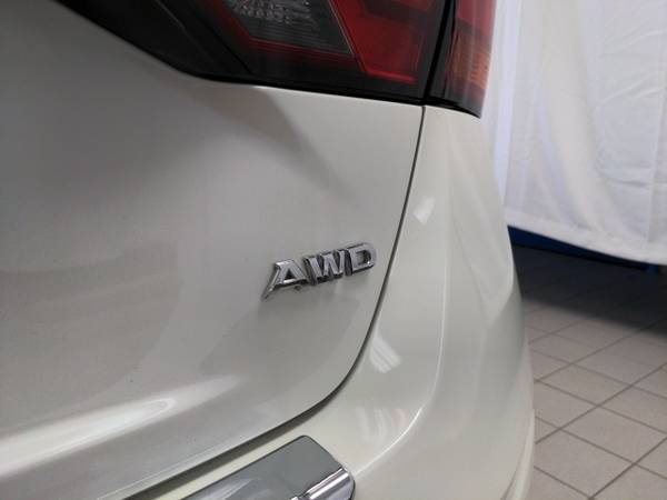 2019 Nissan Altima AWD 4D Sedan/Sedan 2 5 SR - - by for sale in Dubuque, IA – photo 13