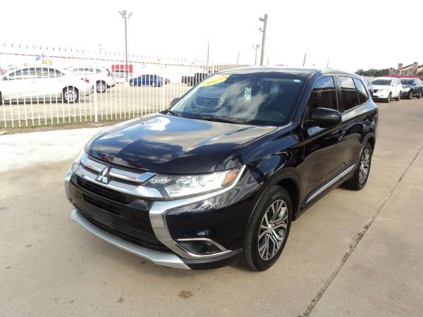 2017 Mitsubishi Outlander ES 4dr SUV - cars & trucks - by dealer -... for sale in Houston, TX – photo 3