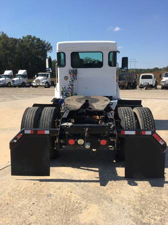 Single Axle Day Cab - cars & trucks - by dealer - vehicle automotive... for sale in Cullman, MS – photo 5