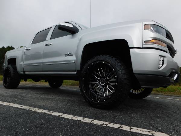LIFTED 18 CHEVY SILVERADO LT Z71 CREW 4X4 22X12 *NEW 33X12.50 MT'S!!... for sale in KERNERSVILLE, SC – photo 2