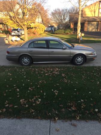 **** 2002 Buick LaSaber Limited one owner like new - cars & trucks -... for sale in Homer Glen, IL – photo 2