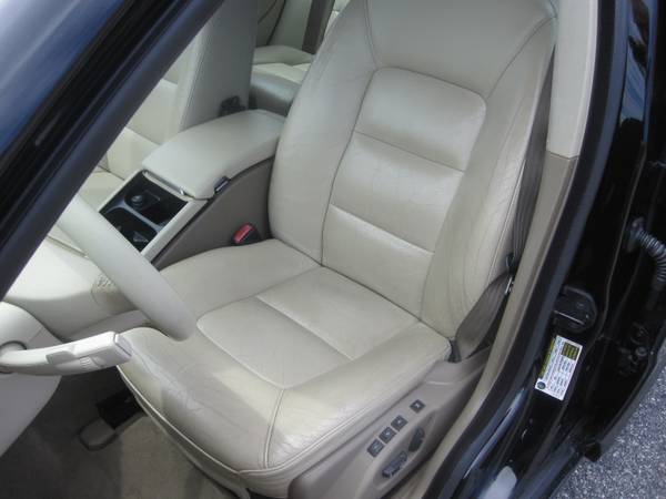2008 VOLVO V70 WAGON 3.2 **CLEAN AND WELL MAINTAINED**TURN-KEY... for sale in Hickory, NC – photo 12