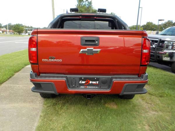 2016 Chevrolet Colorado Z71 CREW CAB 4X4, LEATHER, HEATED FRONT... for sale in Virginia Beach, VA – photo 4