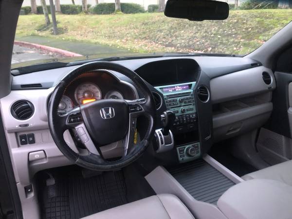 2011 Honda Pilot Touring 4WD - Navi, DVD, Third Row, Clean title for sale in Kirkland, WA – photo 13