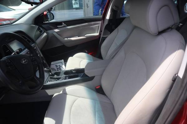 2016 HYUNDAI Sonata 4dr Sdn 2.4L Sport 4dr Car for sale in Jamaica, NY – photo 12