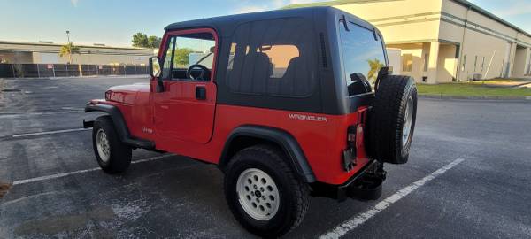 94 JEEP WRANGLER 4x4, MANUAL TRANSMISSION for sale in Clearwater, FL – photo 2