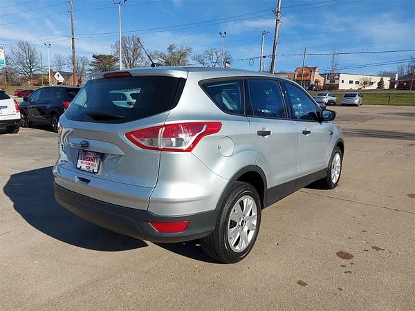 2013 Ford Escape 4d SUV FWD S - cars & trucks - by dealer - vehicle... for sale in Cincinnati, OH – photo 6