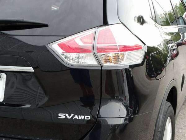 2016 Nissan Rogue SV for sale in Kenosha, WI – photo 9