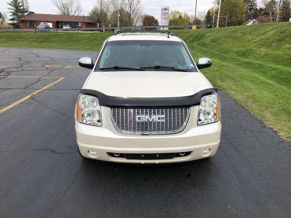 2008 GMC YUKON SLT 4x4 12, 000 - - by dealer - vehicle for sale in Erie, PA – photo 23