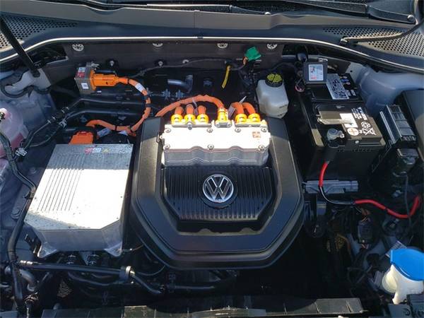 2016 VW Volkswagen eGolf SE hatchback - cars & trucks - by dealer -... for sale in Greeley, CO – photo 20