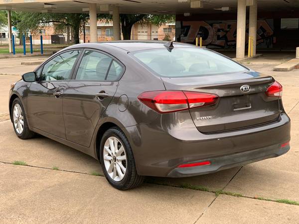 2017 KIA forte LX sedan for sale in Oklahoma City, OK – photo 8
