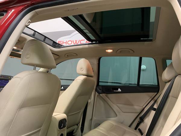2016 Volkswagen Tiguan SEL 4Motion - - by dealer for sale in Medina, MN – photo 11