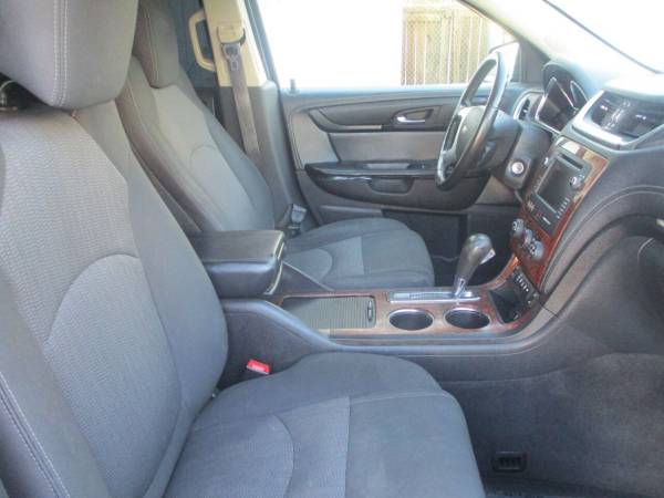 2013 CHEVROLET TRAVERSE ** LIKE NEW ** FULLY LOADED ** 3RD ROW SEAT... for sale in Sacramento , CA – photo 13