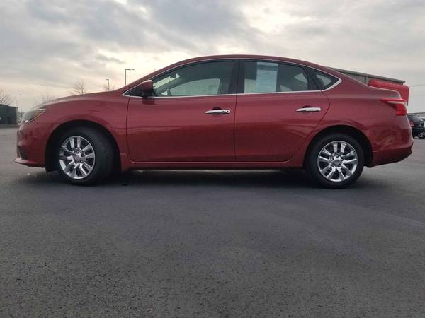 Well maintained 2017 Nissan Sentra S w/ 63K miles for sale in Elkhart, IN – photo 2