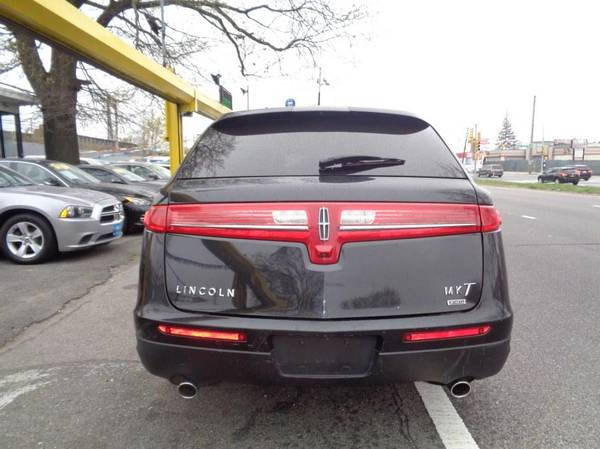 2015 Lincoln MKT 4dr Wgn 3 7L AWD w/Livery Pkg YOU WILL DRIVE OUT for sale in Elmont, NY – photo 5