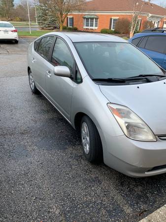 2005 Toyota Prius - cars & trucks - by owner - vehicle automotive sale for sale in Carmel, IN – photo 2