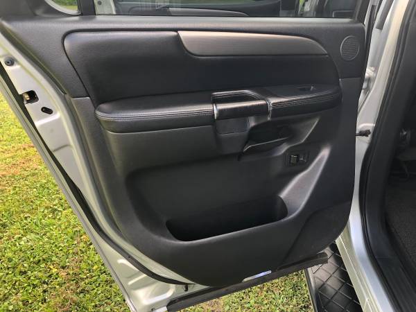 Nissan Armada ~ $2995 Down & You Drive + Free Warranty ~ Auto 4 You for sale in Sarasota, FL – photo 16