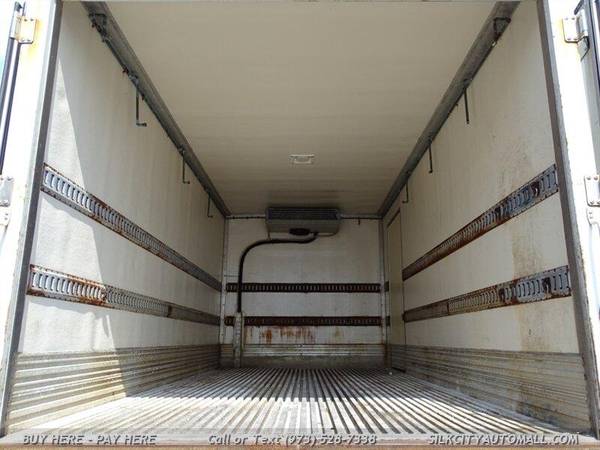 2014 Chevrolet Chevy Express 4500 Refrigerated Reefer Box Van for sale in Paterson, CT – photo 16