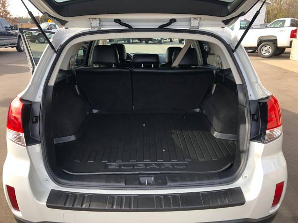 2010 Subaru Outback 2.5i Premium Black Leather 104k miles - cars &... for sale in Forest Lake, MN – photo 16