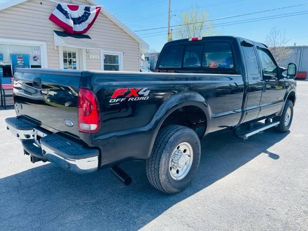 2004 Ford F250 Super Duty 8ft Bed 4D 4x4 Low Mileage Mint Condition for sale in Halltown, WV – photo 6