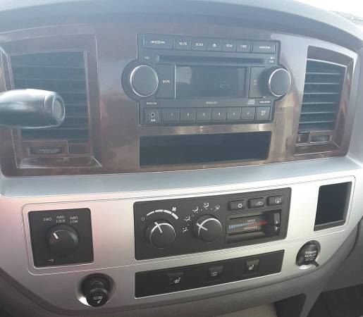 2008 Dodge Ram 2500 4x4 - cars & trucks - by owner - vehicle... for sale in Grinnell, IA – photo 13