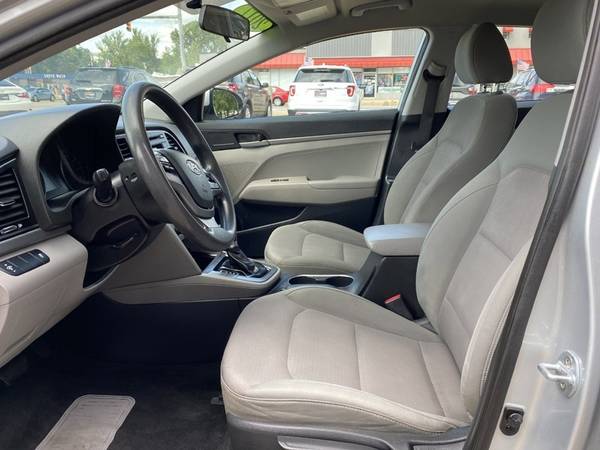 2017 Hyundai Elantra SE .Great Financing options.FREE 4 MONTH... for sale in Mishawaka, IN – photo 9