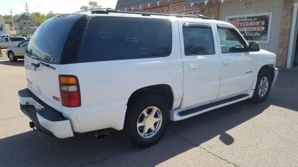 2002 GMC Yukon XL Denali - - by dealer - vehicle for sale in Sioux City, IA – photo 3