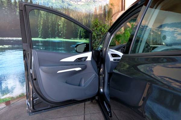 2017 Chevy Chevrolet Bolt EV LT hatchback Nightfall Gray Metallic for sale in Glendale, CA – photo 9