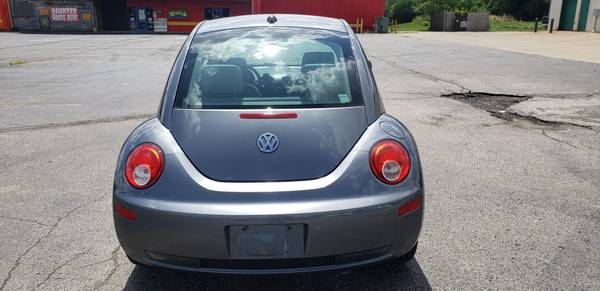 Volkswagen New Beetle 2007 one owner - cars & trucks - by dealer -... for sale in Indianapolis, IN – photo 5